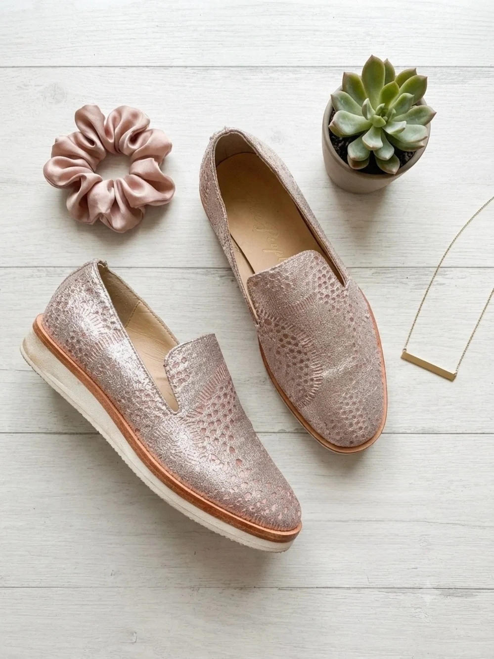 Free People Snake Eyes Metallic Silver Woven Platform Slip-On Loafers Size 6
